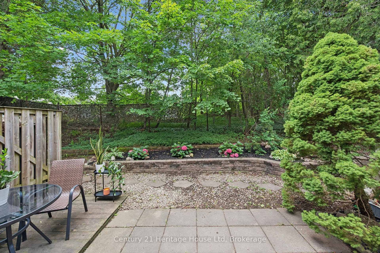 120 Country Club Drive • #50 • Guelph, ON photo 30