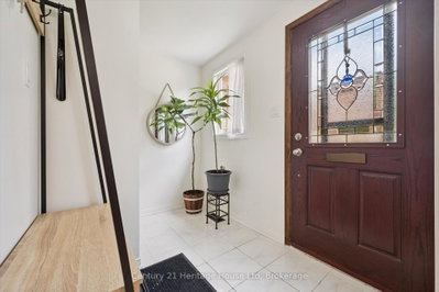 120 Country Club Drive • #50 • Guelph, ON photo 5