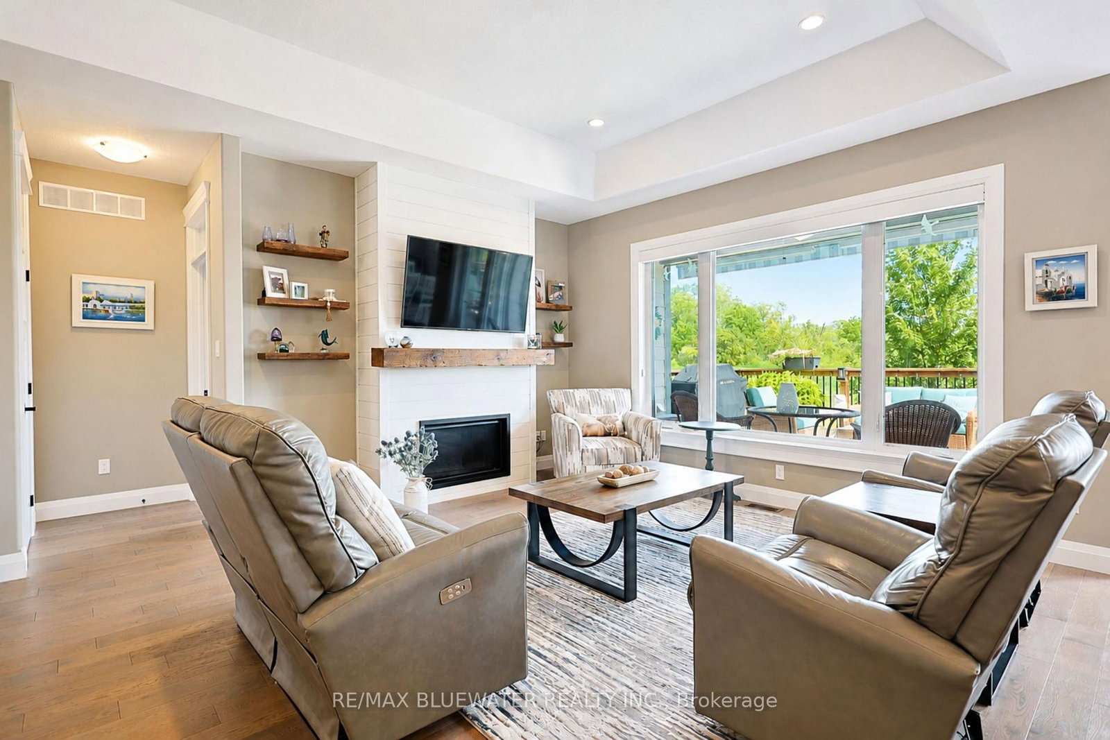 34 Sunrise Lane • Lambton Shores, ON photo 15