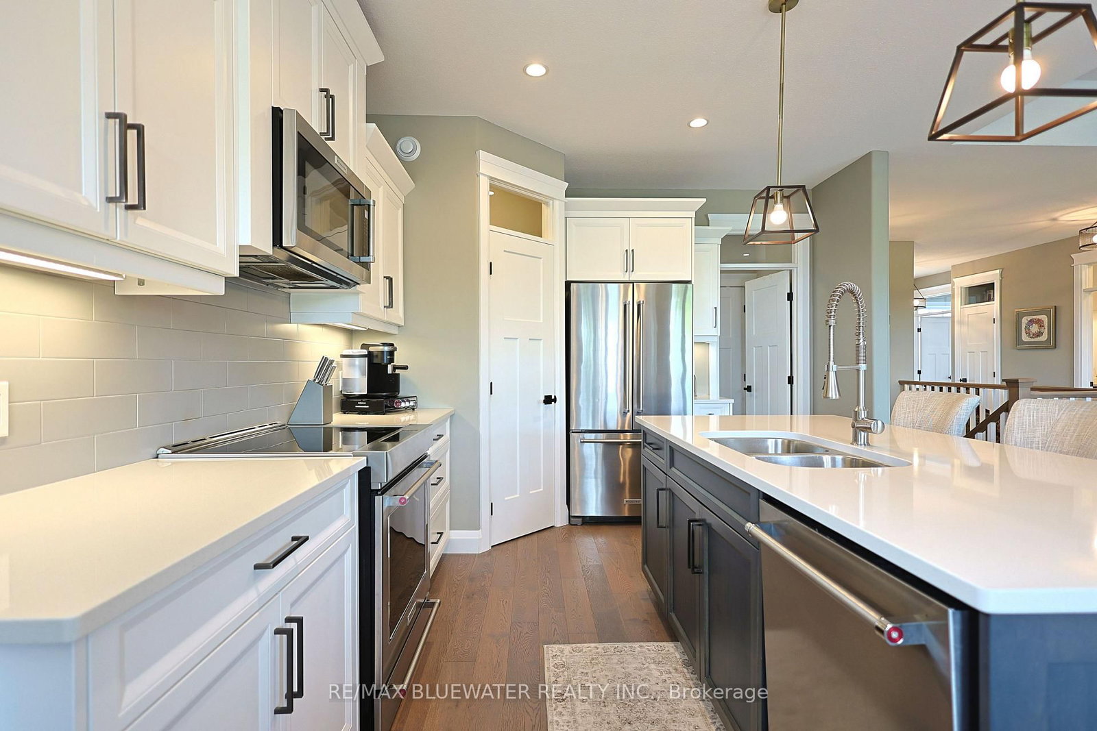 34 Sunrise Lane • Lambton Shores, ON photo 20