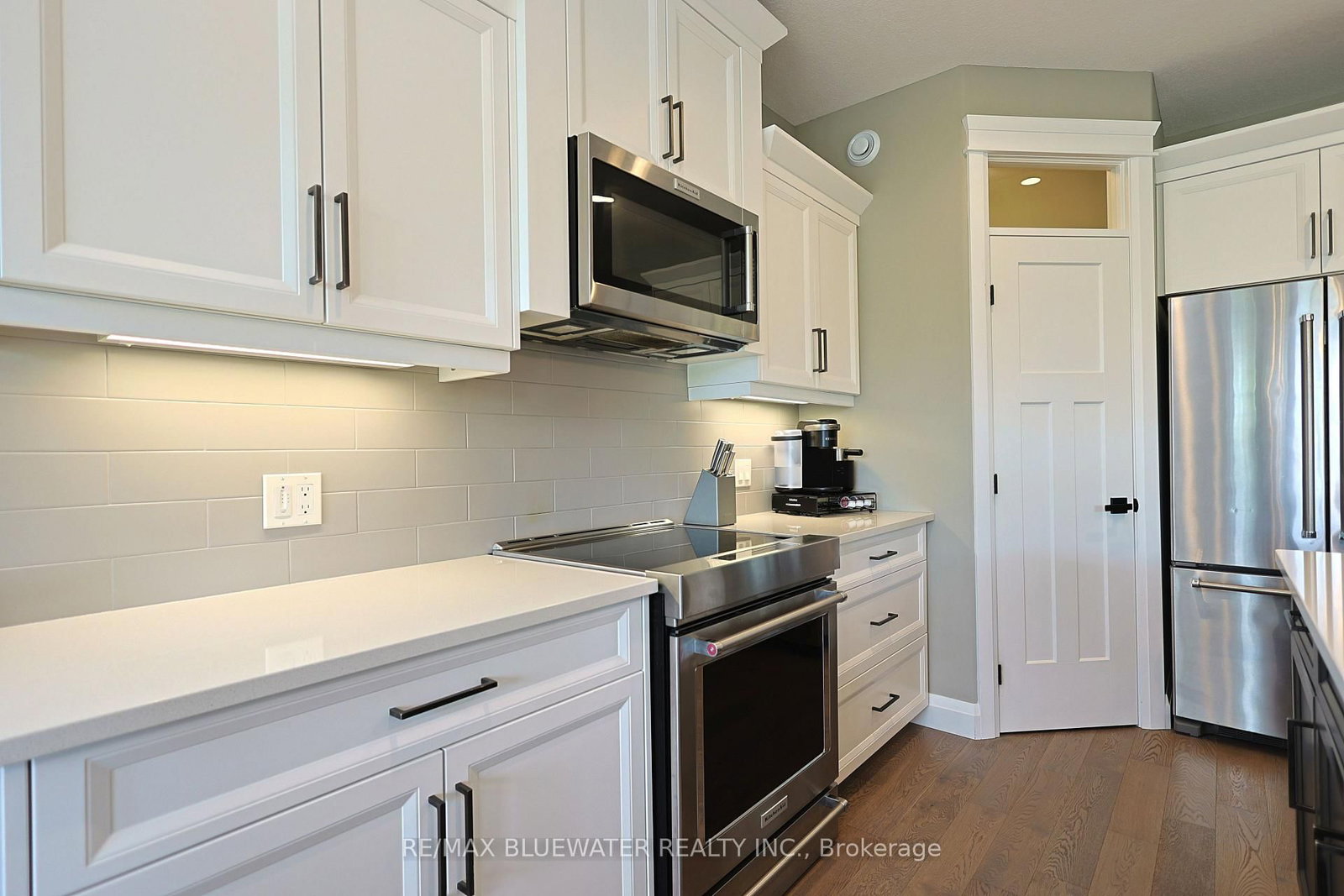 34 Sunrise Lane • Lambton Shores, ON photo 21
