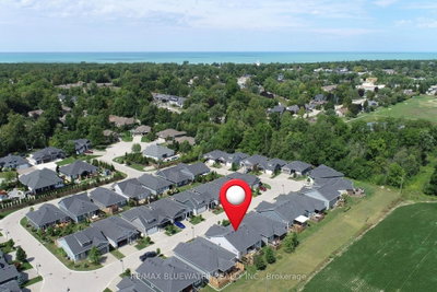 34 Sunrise Lane • Lambton Shores, ON photo 3