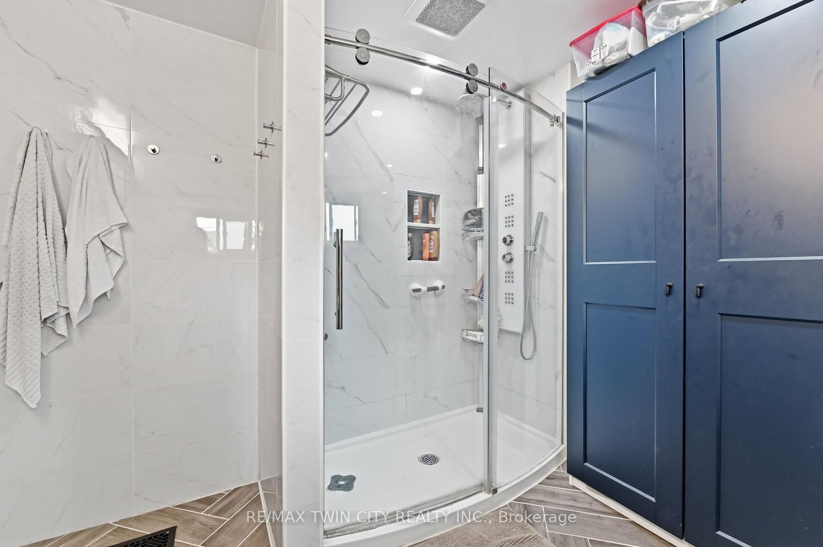 4924 Hunter Street • Niagara Falls, ON photo 12