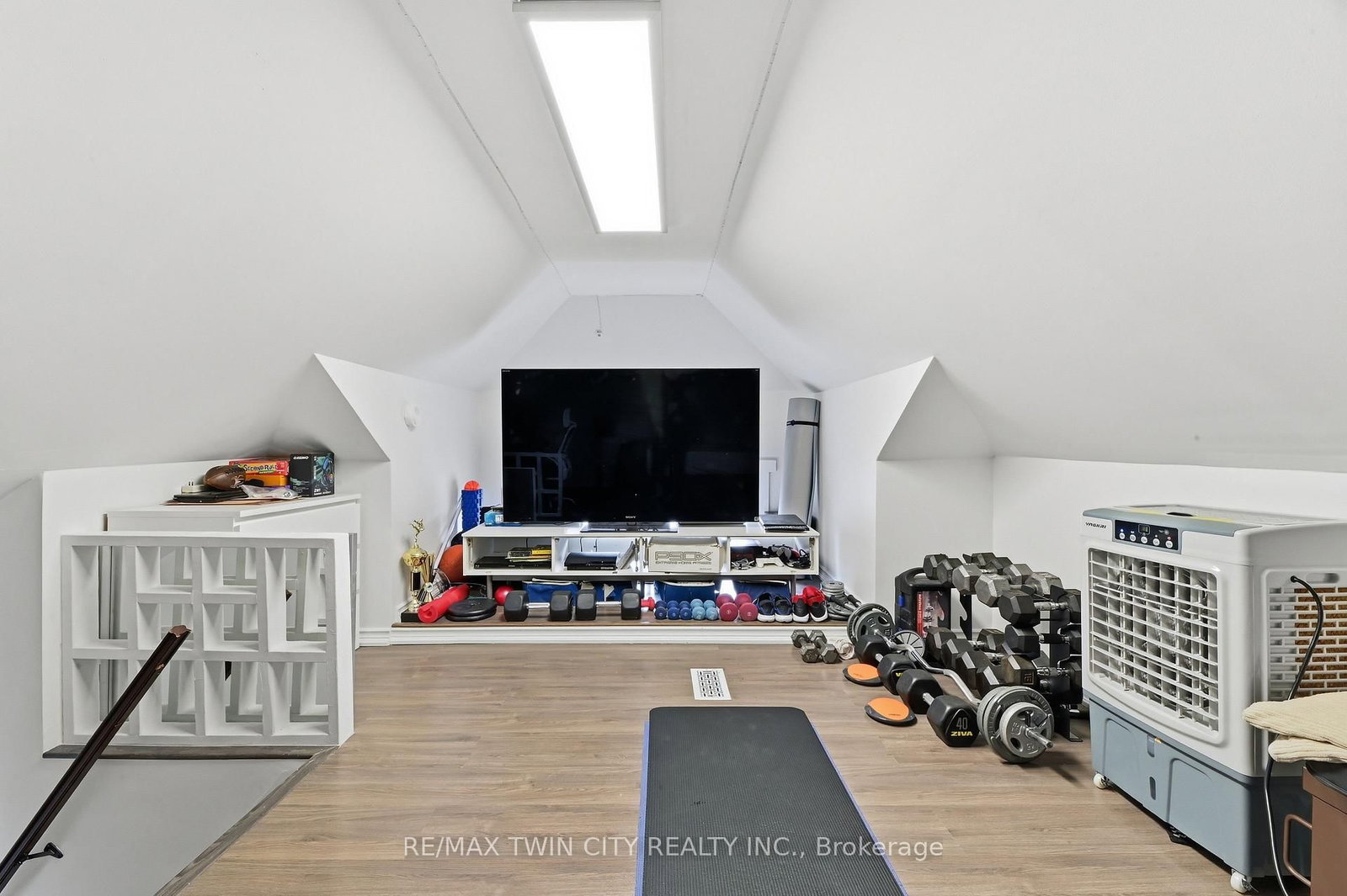 4924 Hunter Street • Niagara Falls, ON photo 17