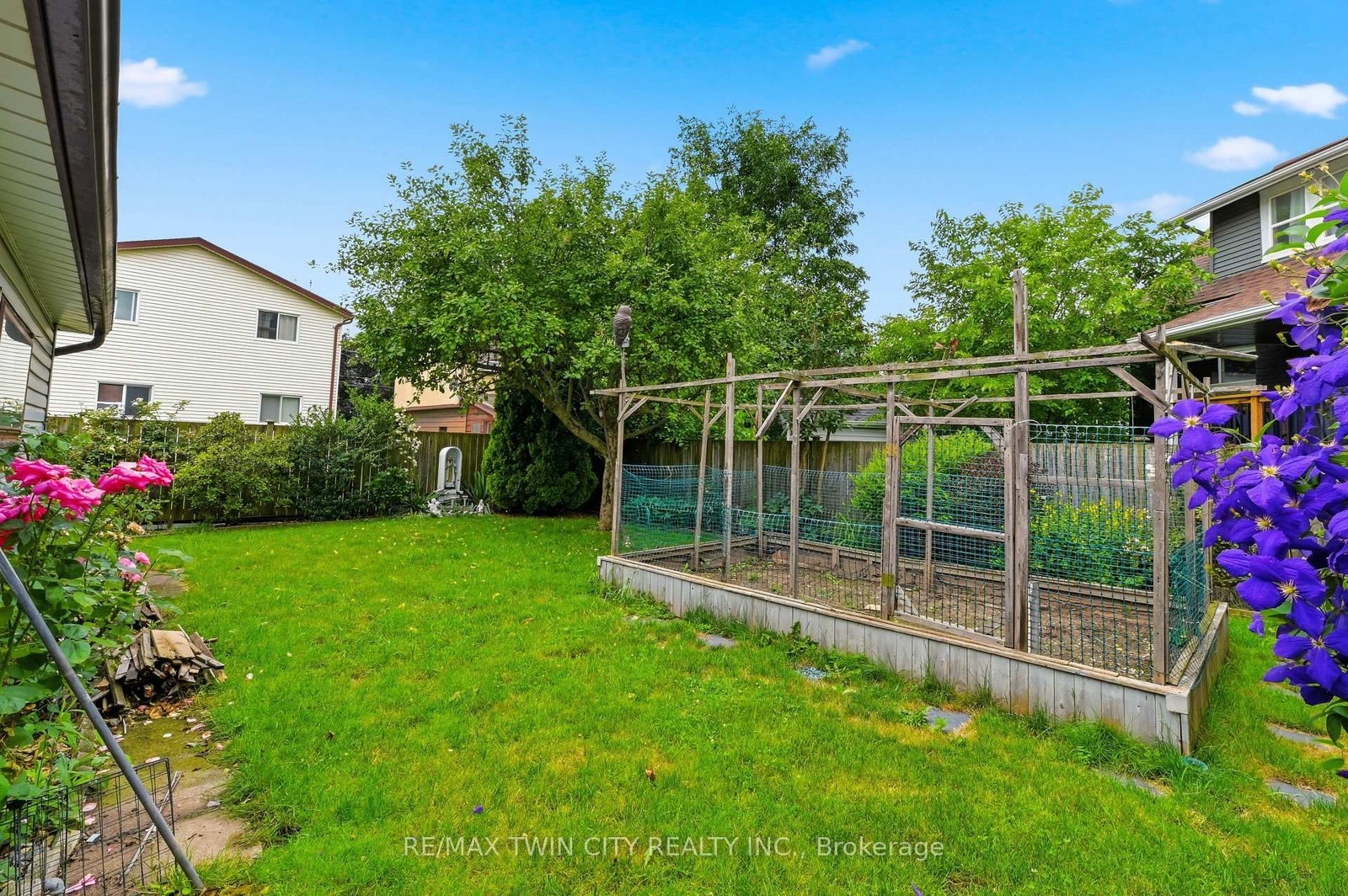 4924 Hunter Street • Niagara Falls, ON photo 21