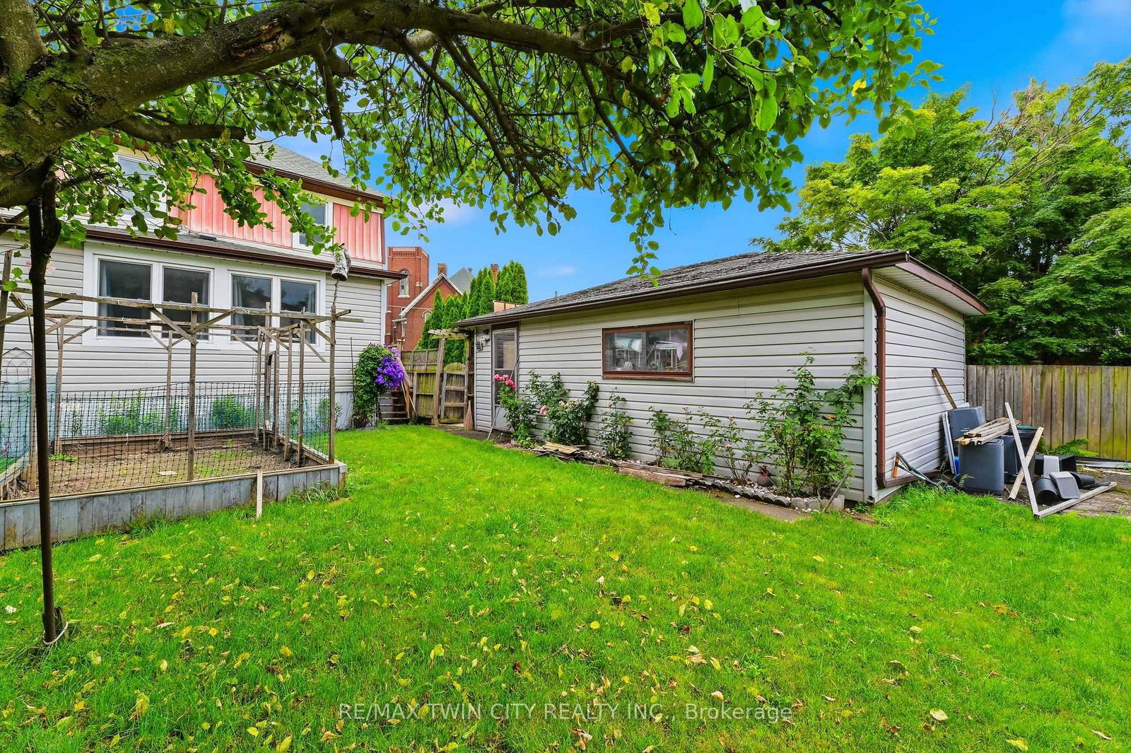 4924 Hunter Street • Niagara Falls, ON photo 23