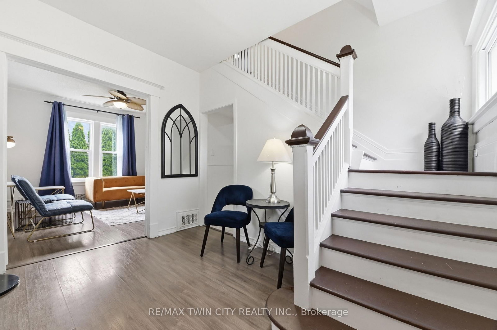 4924 Hunter Street • Niagara Falls, ON photo 3