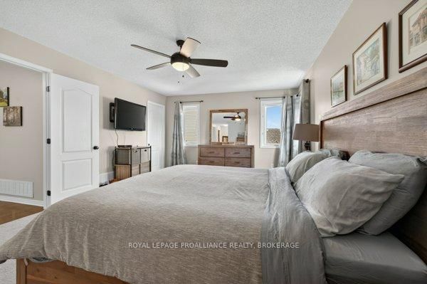 1425 Evergreen Drive • Kingston, ON photo 21