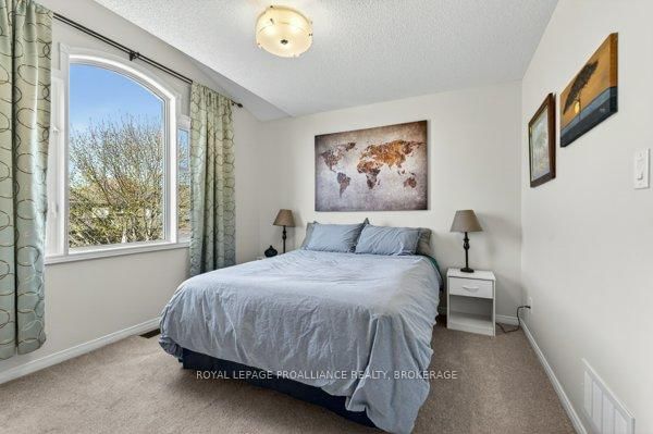 1425 Evergreen Drive • Kingston, ON photo 32