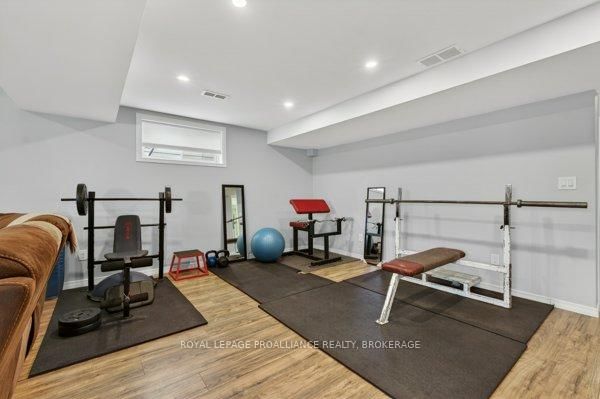 1425 Evergreen Drive • Kingston, ON photo 37