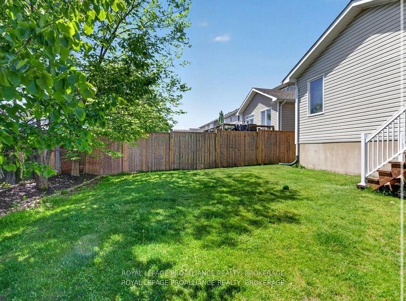 1425 Evergreen Drive • Kingston, ON photo 47