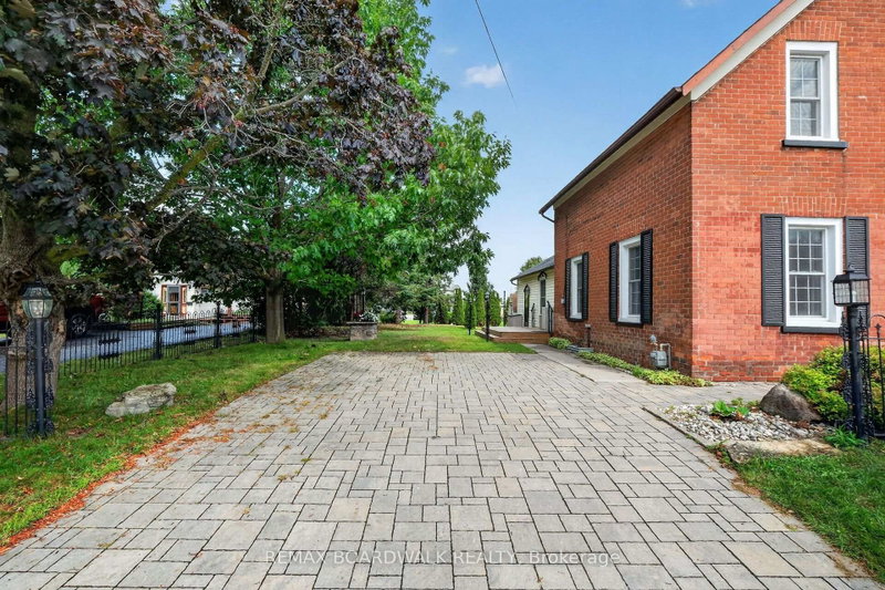17 Francis Street