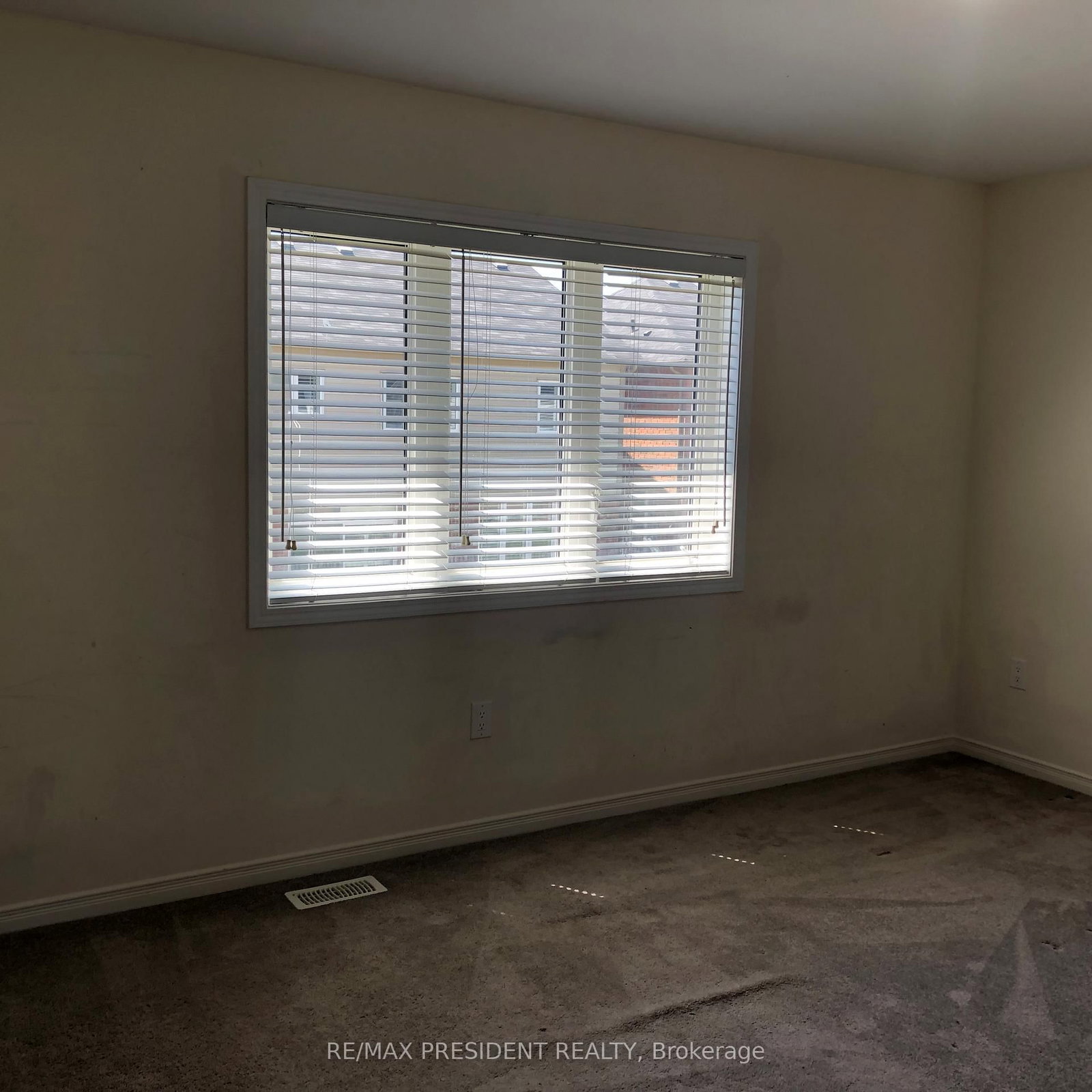 25 Seanesy Drive • Thorold, ON photo 17