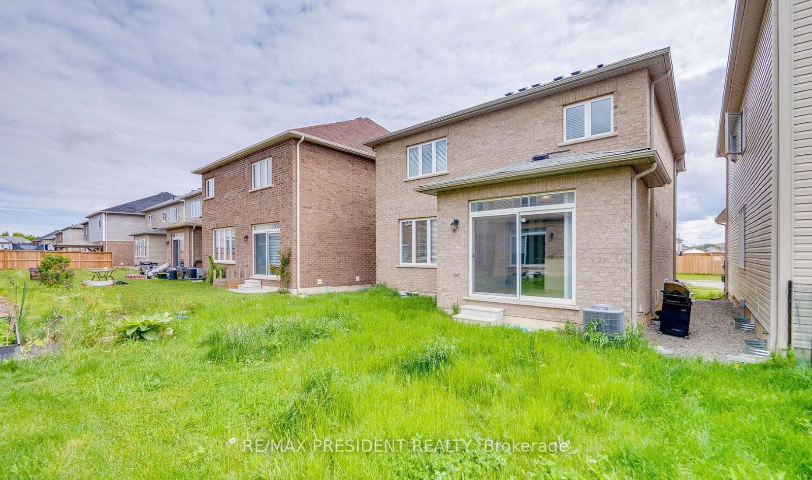 25 Seanesy Drive • Thorold, ON photo 25