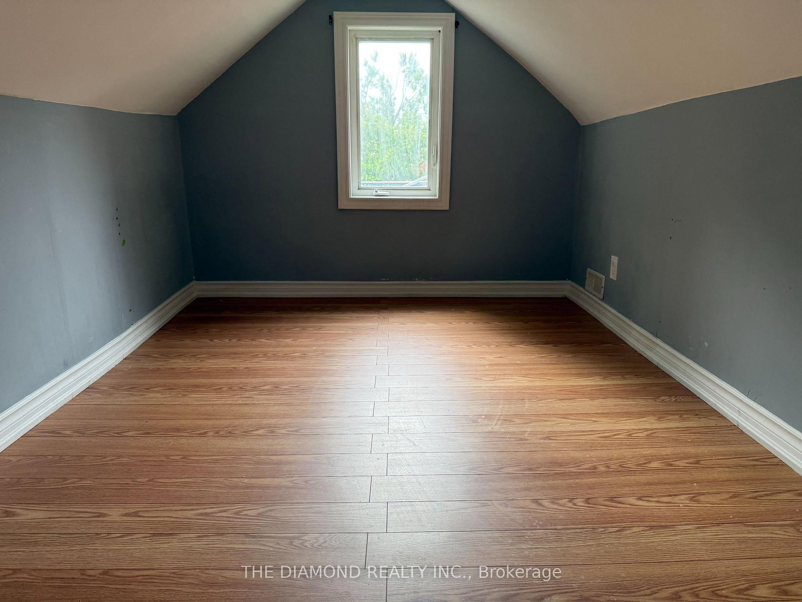 40 St Patrick Street • Kawartha Lakes, ON photo 34