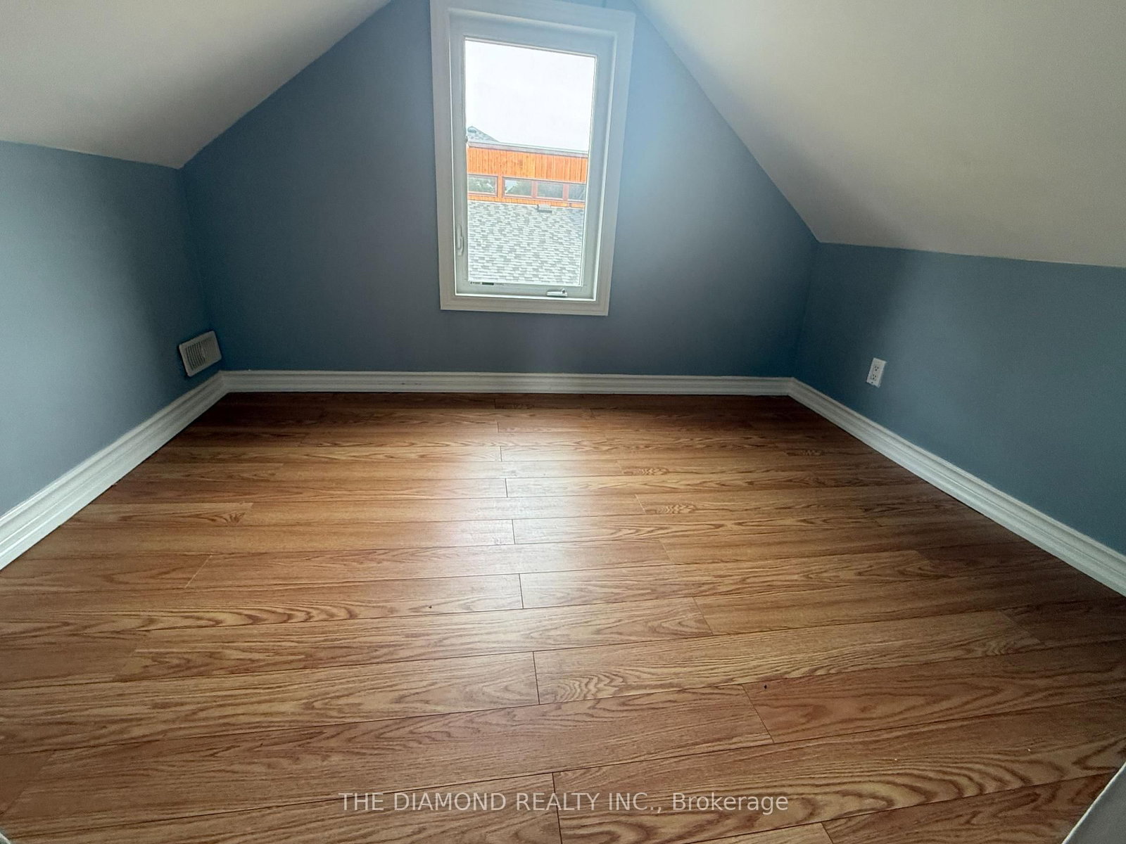 40 St Patrick Street • Kawartha Lakes, ON photo 37