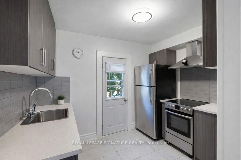 74 Kenilworth Avenue S • Hamilton, ON photo 5