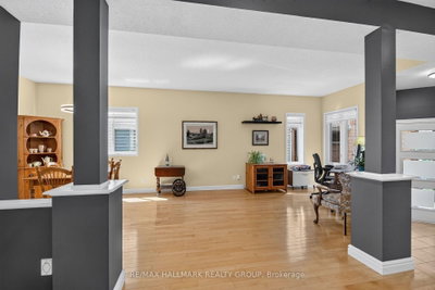 133 Fairlop Way • Ottawa, ON photo 4