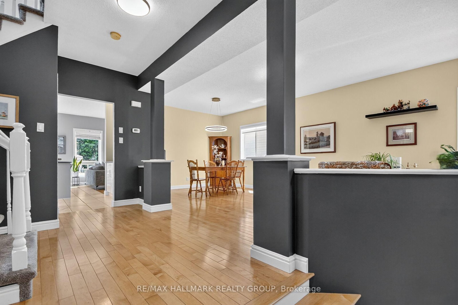 133 Fairlop Way • Ottawa, ON photo 8