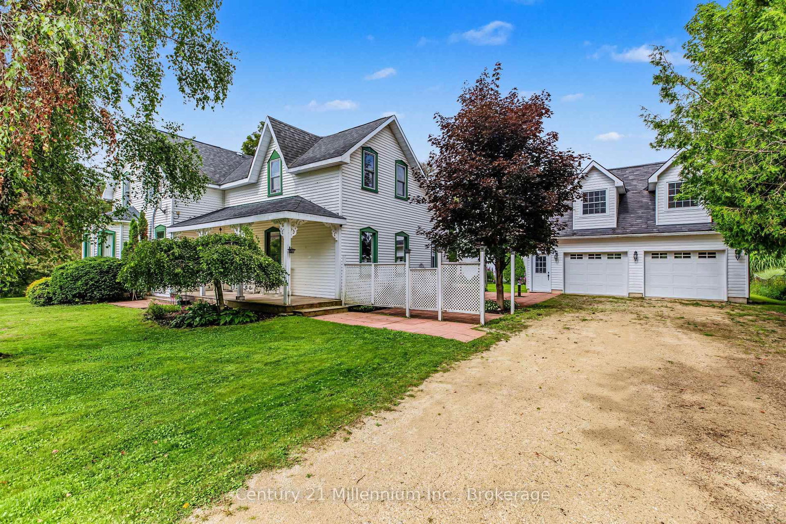 580283 Sideroad 60 • Chatsworth, ON photo 1