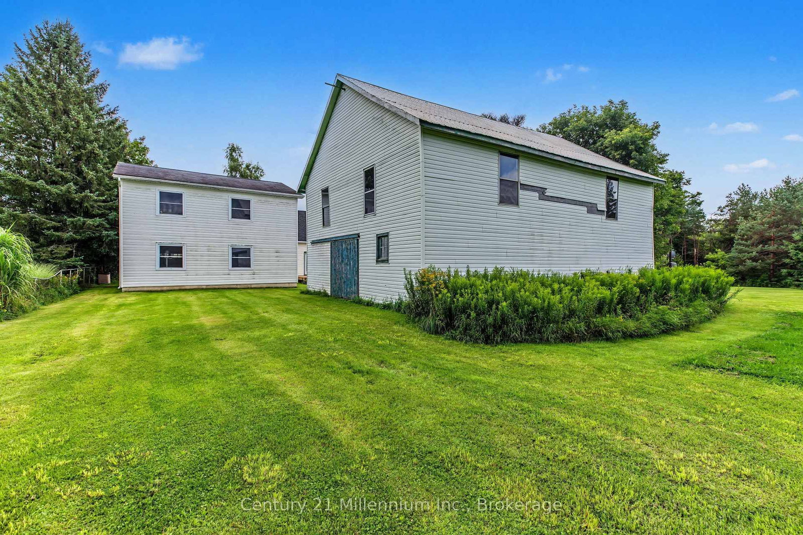 580283 Sideroad 60 • Chatsworth, ON photo 11