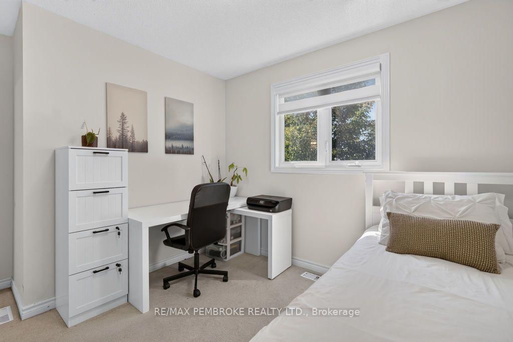 3 Winfield Street • Petawawa, ON photo 25