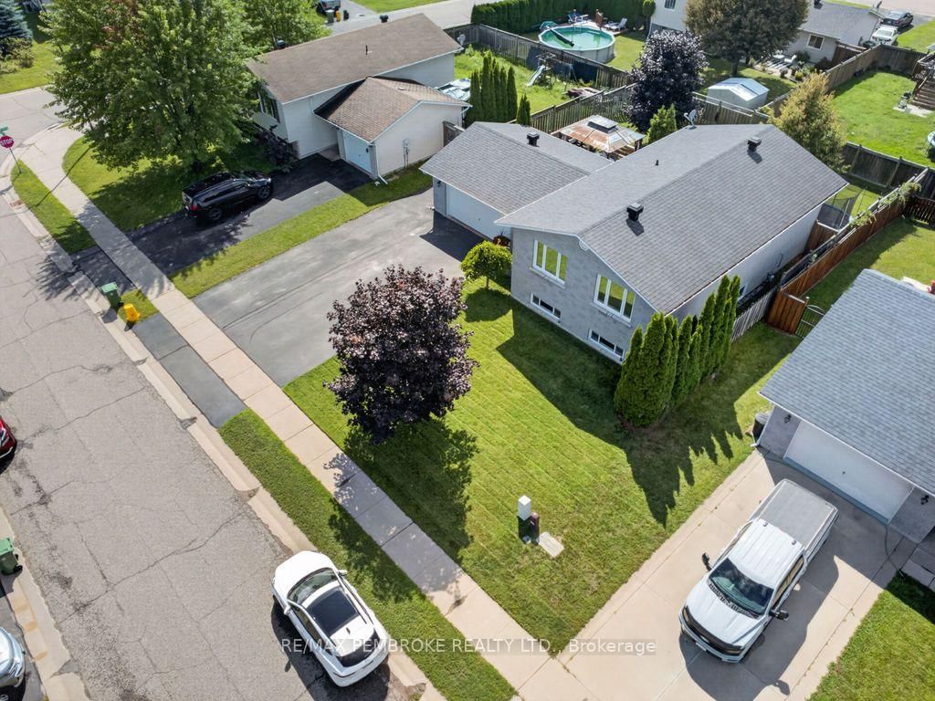 3 Winfield Street • Petawawa, ON photo 38