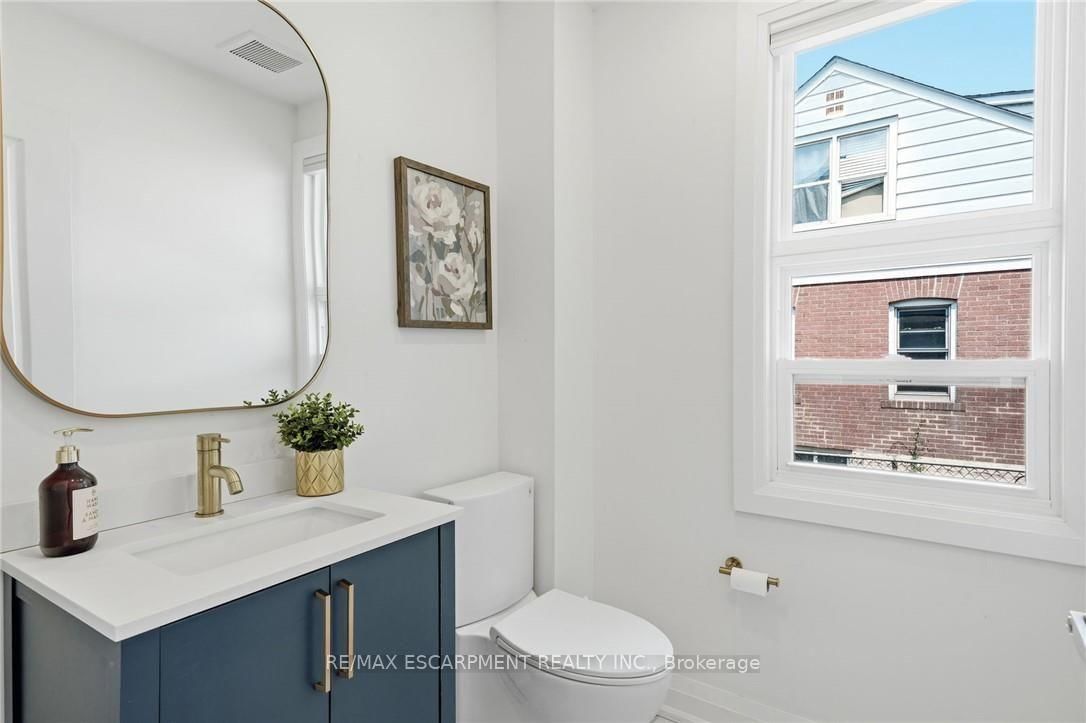 117 West 5th Street • Hamilton, ON photo 14
