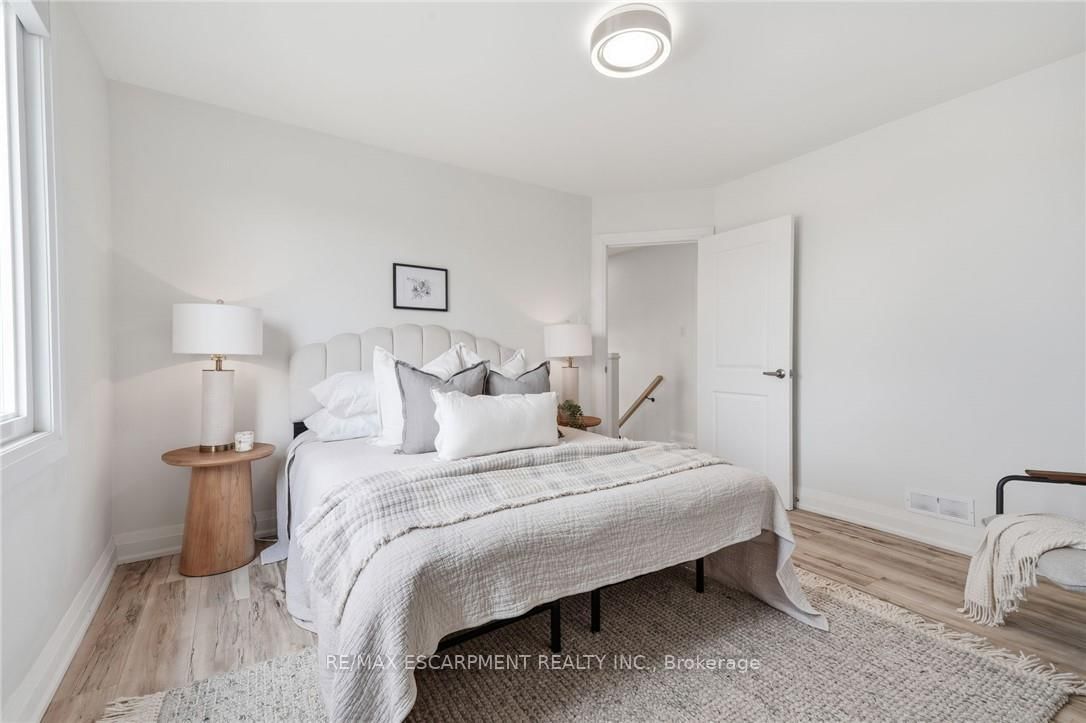 117 West 5th Street • Hamilton, ON photo 17