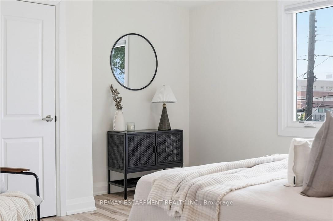 117 West 5th Street • Hamilton, ON photo 18