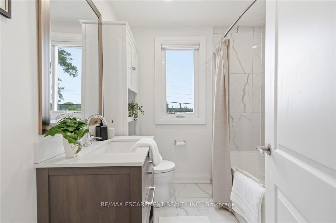 117 West 5th Street • Hamilton, ON photo 22