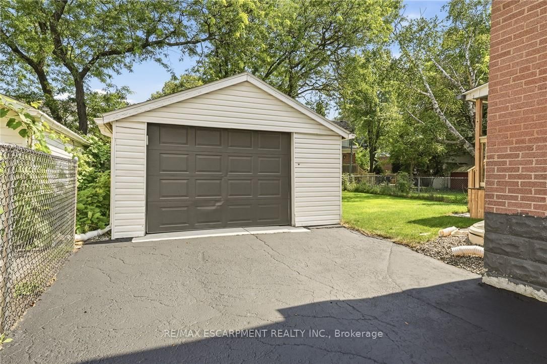 117 West 5th Street • Hamilton, ON photo 32