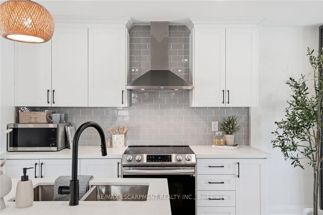 117 West 5th Street • Hamilton, ON photo 6