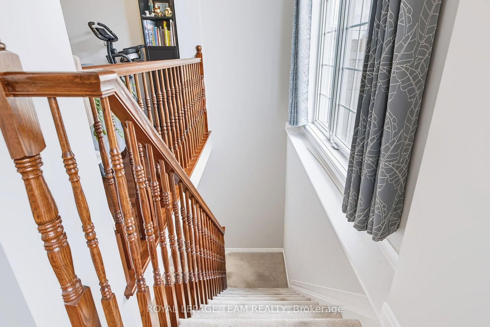 490 Dundonald Drive • Ottawa, ON photo 22