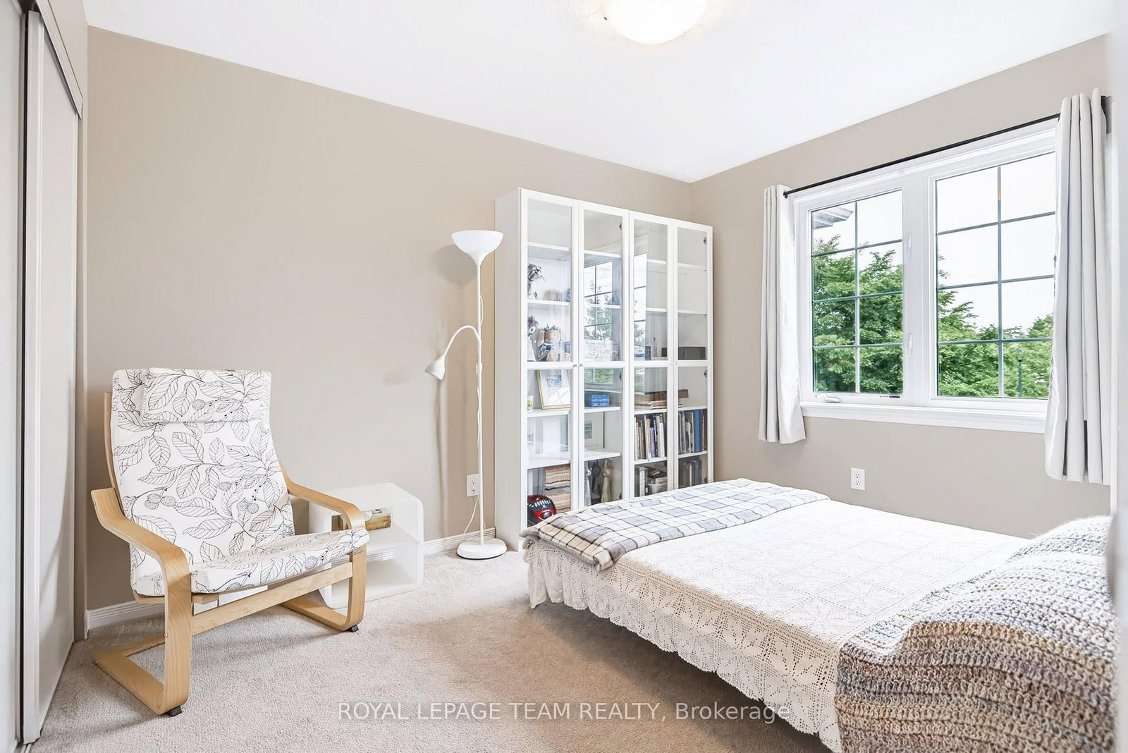 490 Dundonald Drive • Ottawa, ON photo 31
