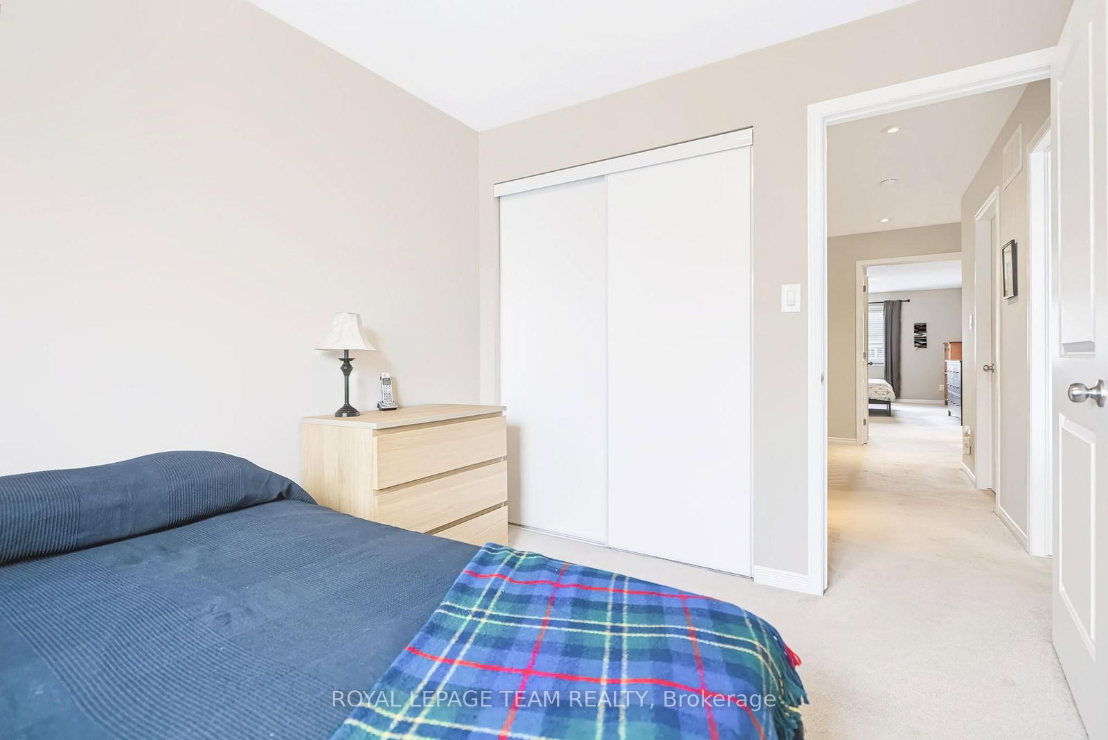 490 Dundonald Drive • Ottawa, ON photo 33