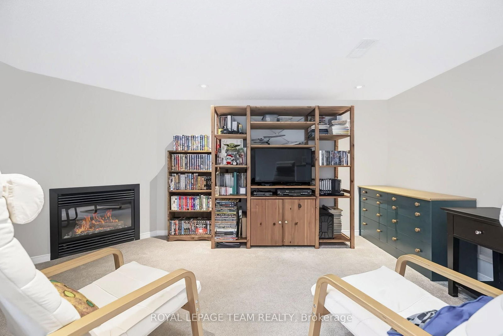 490 Dundonald Drive • Ottawa, ON photo 44