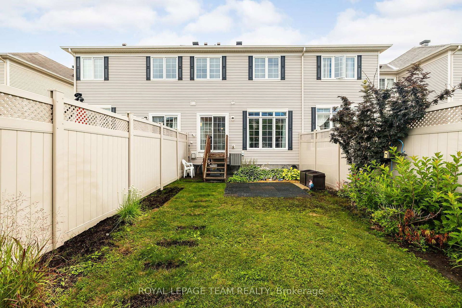 490 Dundonald Drive • Ottawa, ON photo 48
