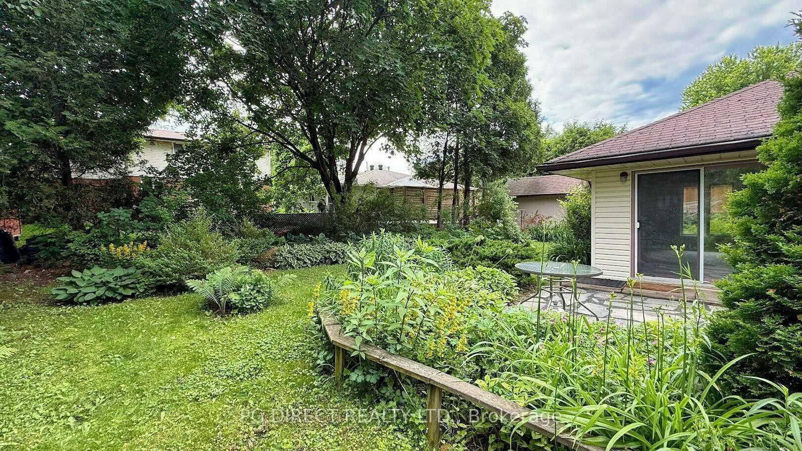 100 Fairmeadow Drive • Guelph, ON photo 14