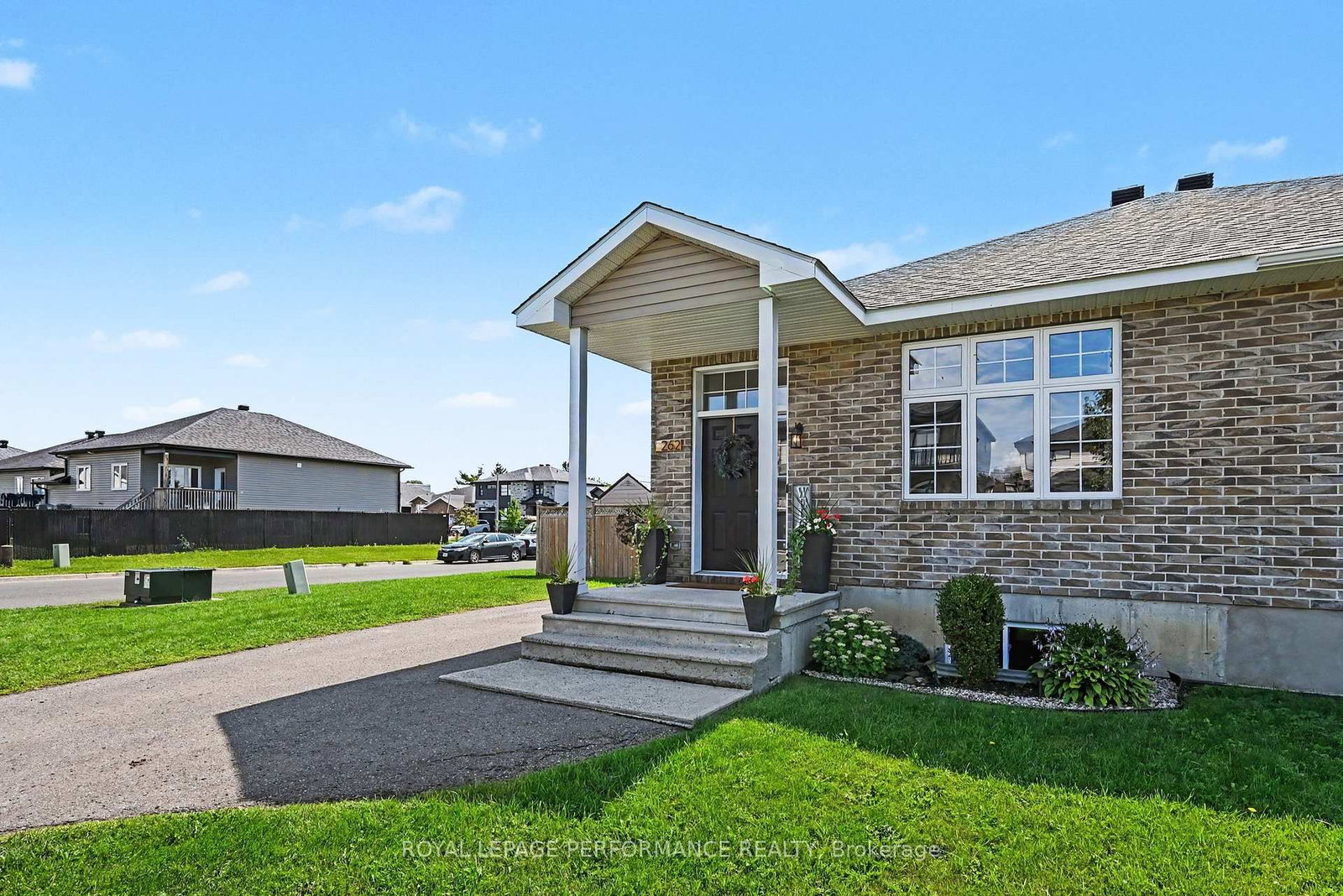 262 Lourdes Avenue • Cornwall, ON photo 4