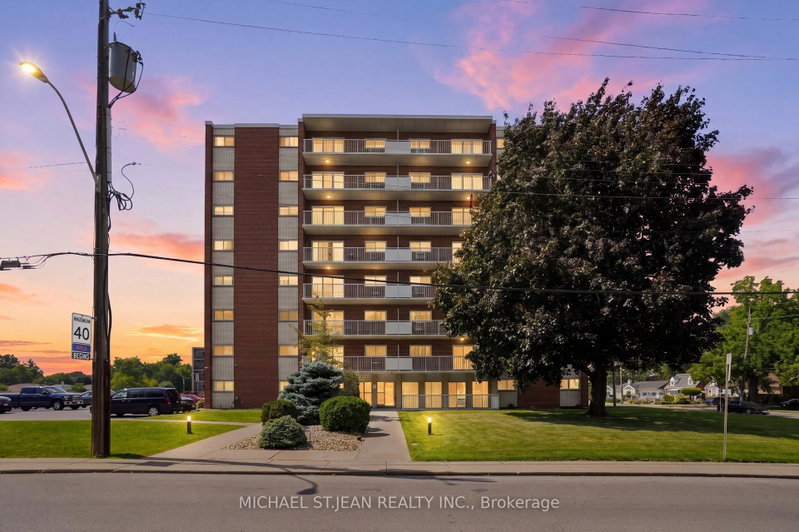 208-8 Woodman Drive