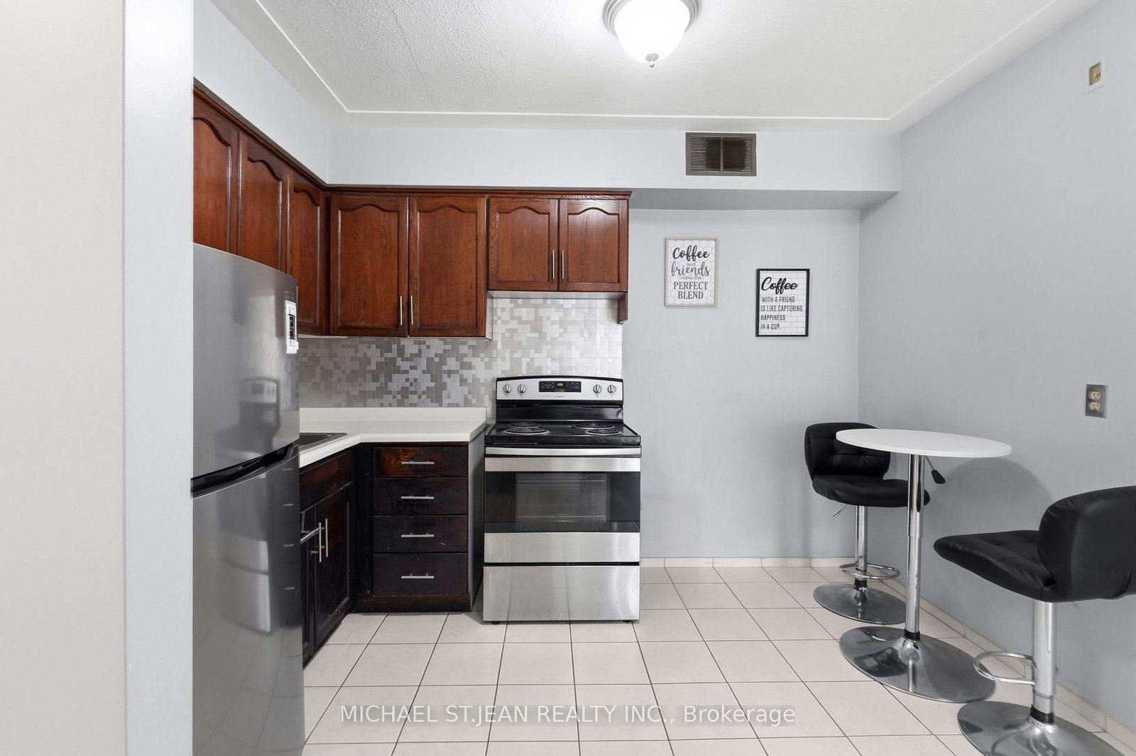 Corman, Hamilton photo 16
