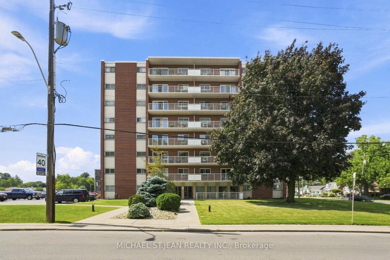 208-8 Woodman Drive