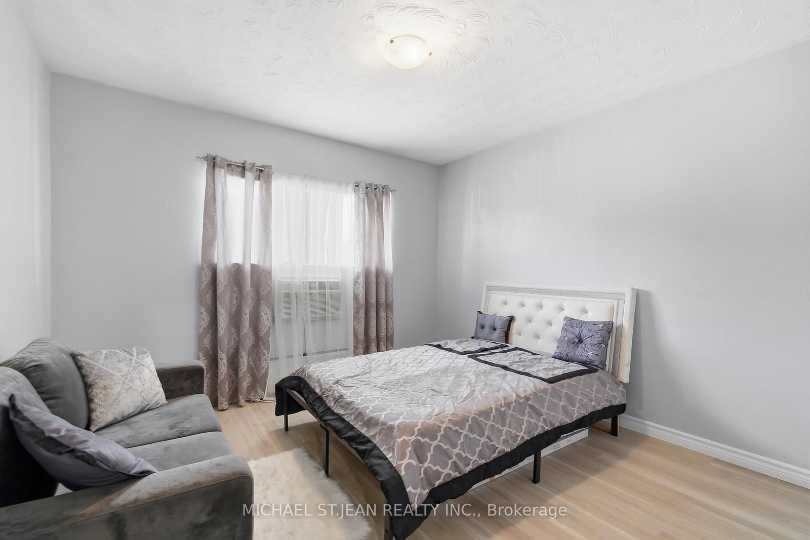 Corman, Hamilton photo 21