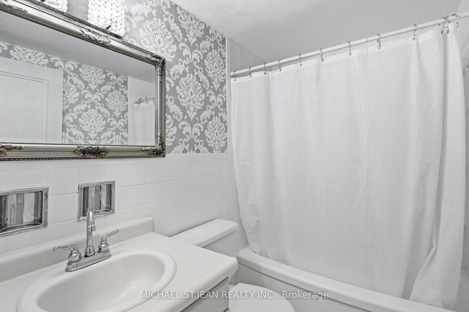 Corman, Hamilton photo 23
