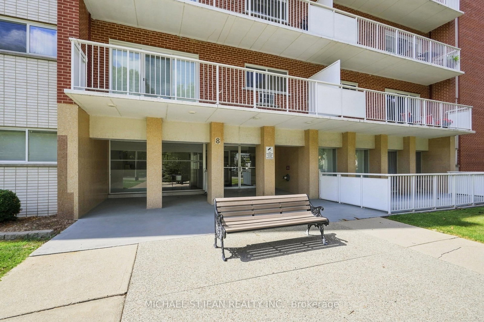 Corman, Hamilton photo 27