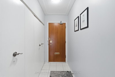 Corman, Hamilton photo 8