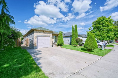 896 Fogerty Street • London North, ON photo 2