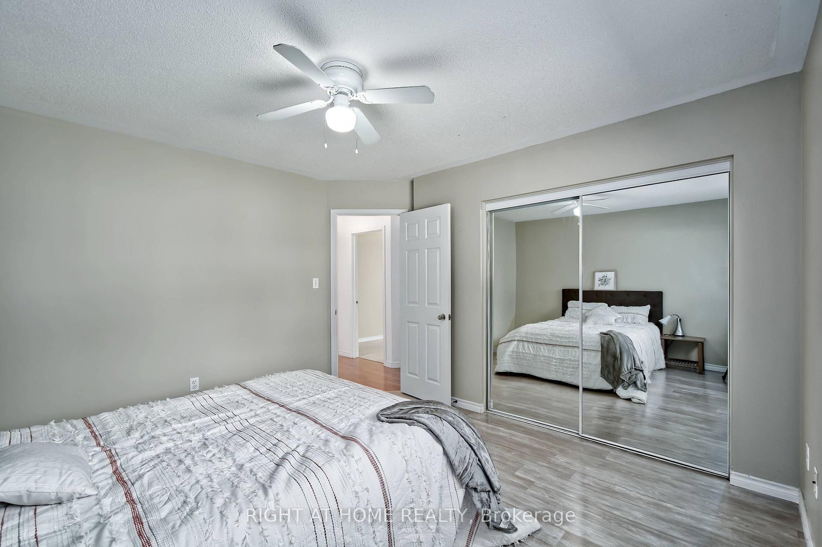 896 Fogerty Street • London North, ON photo 21