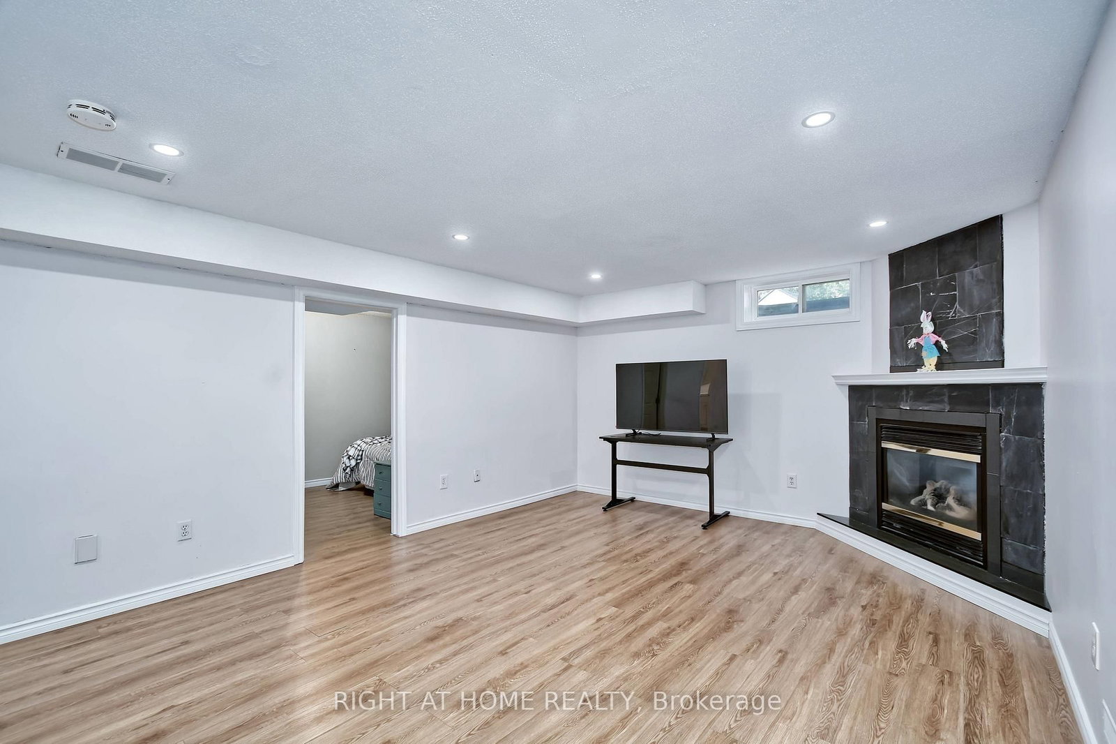 896 Fogerty Street • London North, ON photo 22